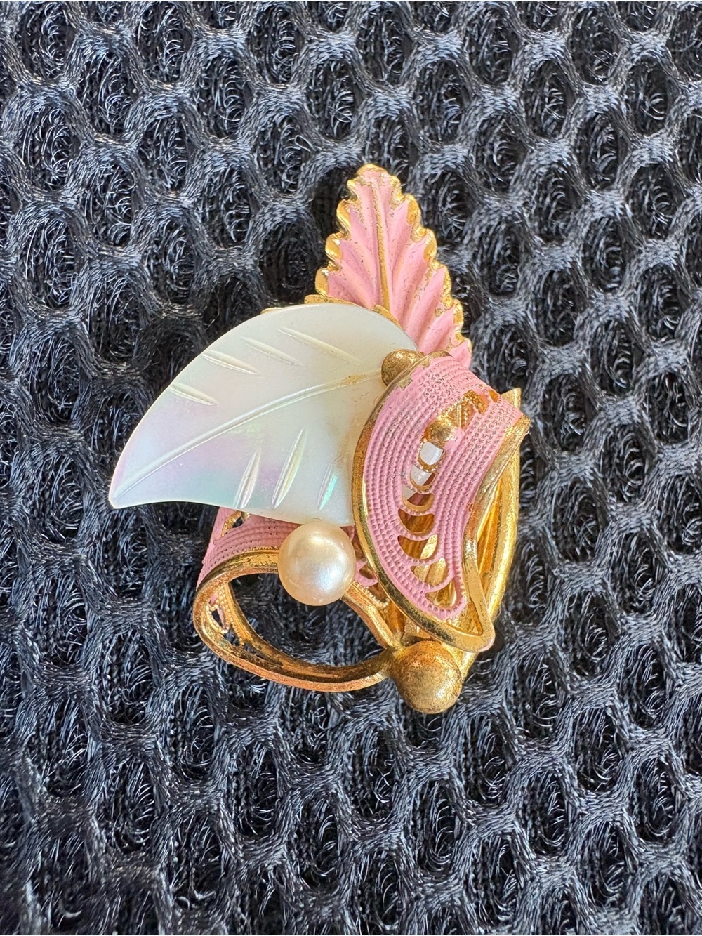 Continental Vintage Leaf Brooch Mother of Pearl Pink Enamel - Grandmacore Vibe